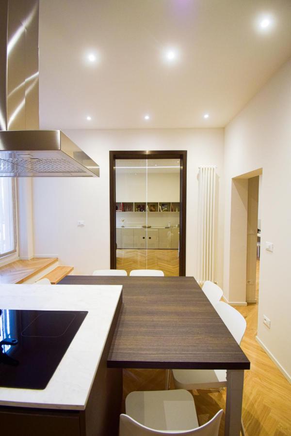 Sibilla Suite Apartment - Via Piella 14 Bologna Exterior photo
